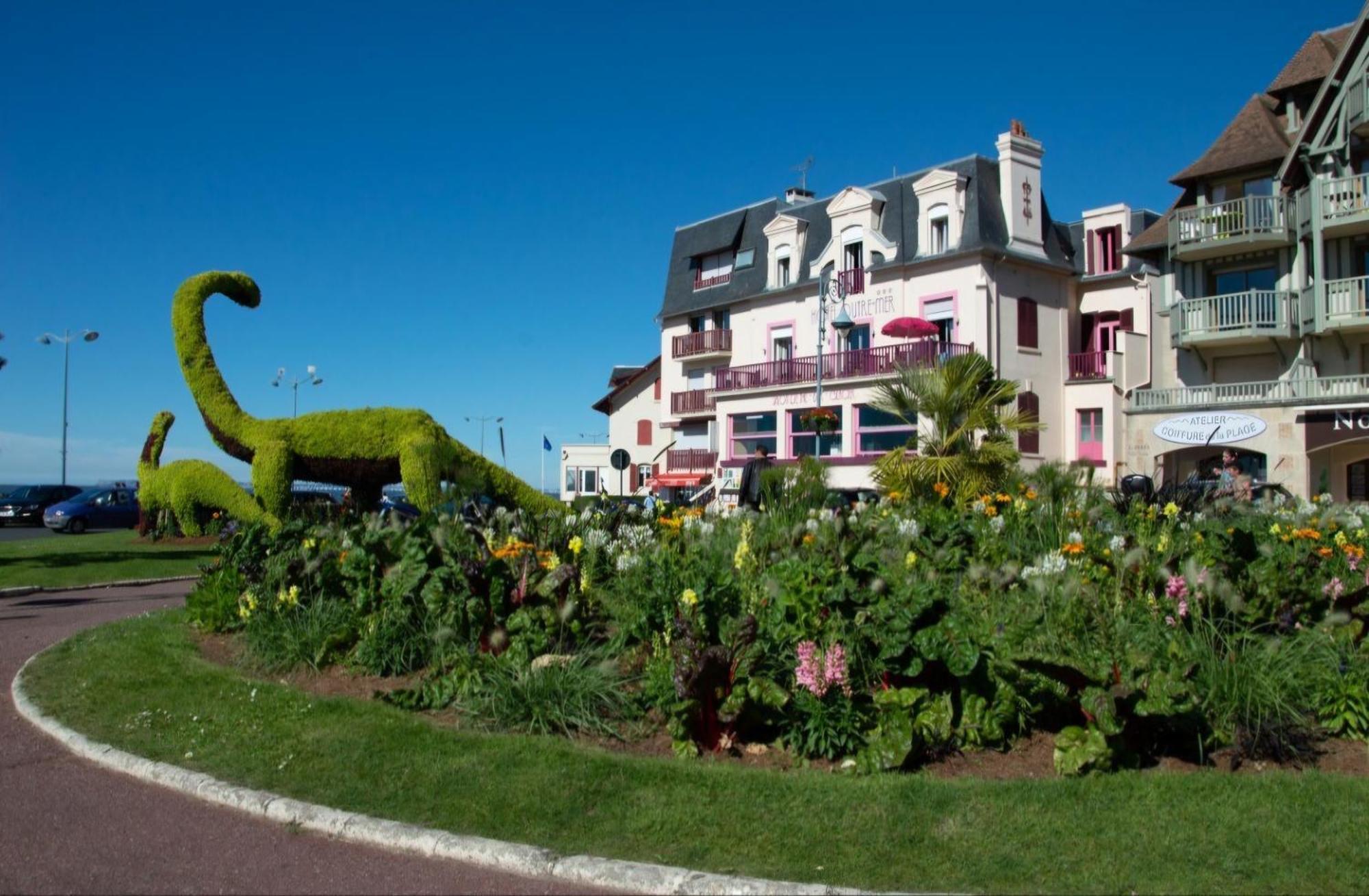 Studio Magnifique Vue Mer, Port-Deauville, Proche Plage, Centre-Ville Et Casino Zewnętrze zdjęcie